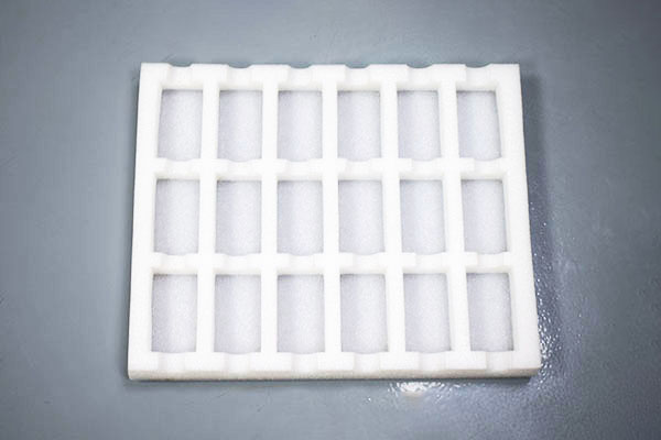 白色格子珍珠棉